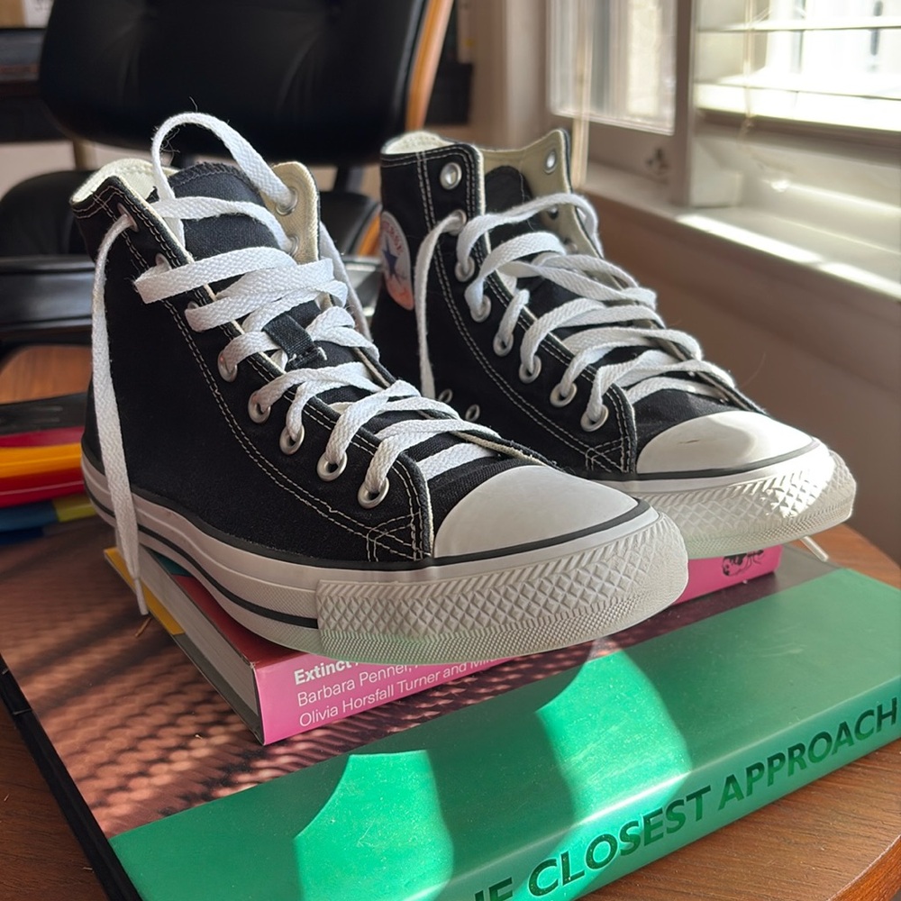 Converse Chuck Taylor HiTop Black - M 9 / W 11